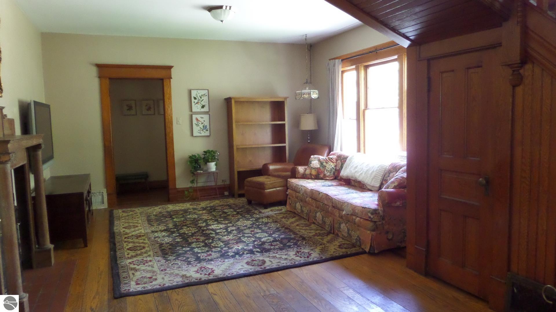 Traverse City, Michigan, 49684, United States, 4 Bedrooms Bedrooms, ,2 BathroomsBathrooms,Residential,For Sale,1943560