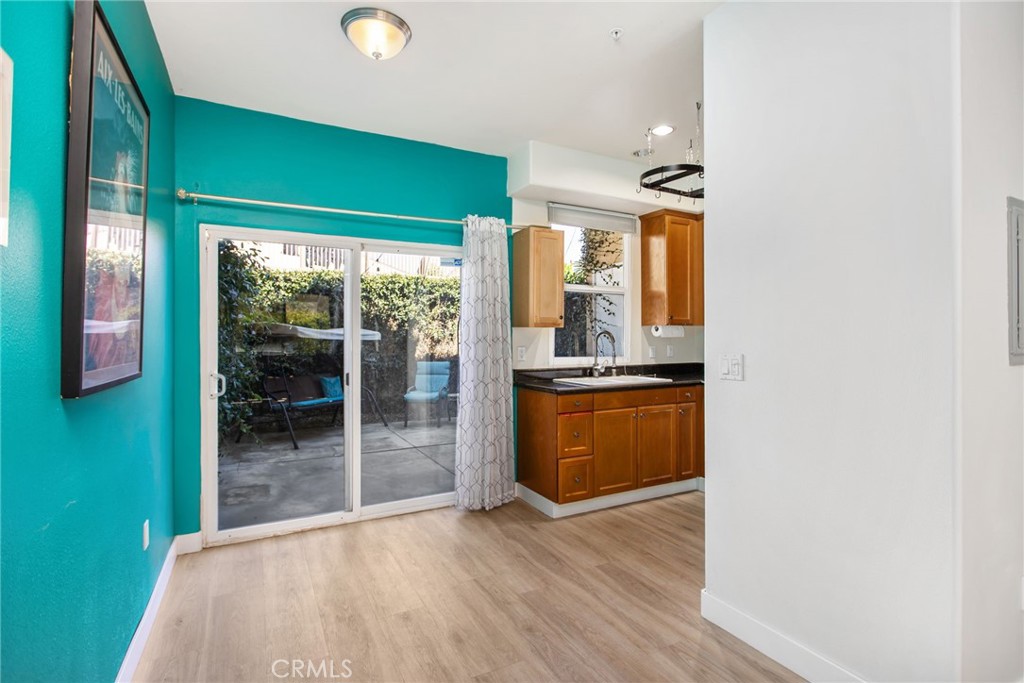 Long Beach, California, 90813, United States, 2 Bedrooms Bedrooms, ,2 BathroomsBathrooms,Residential,For Sale,1976501