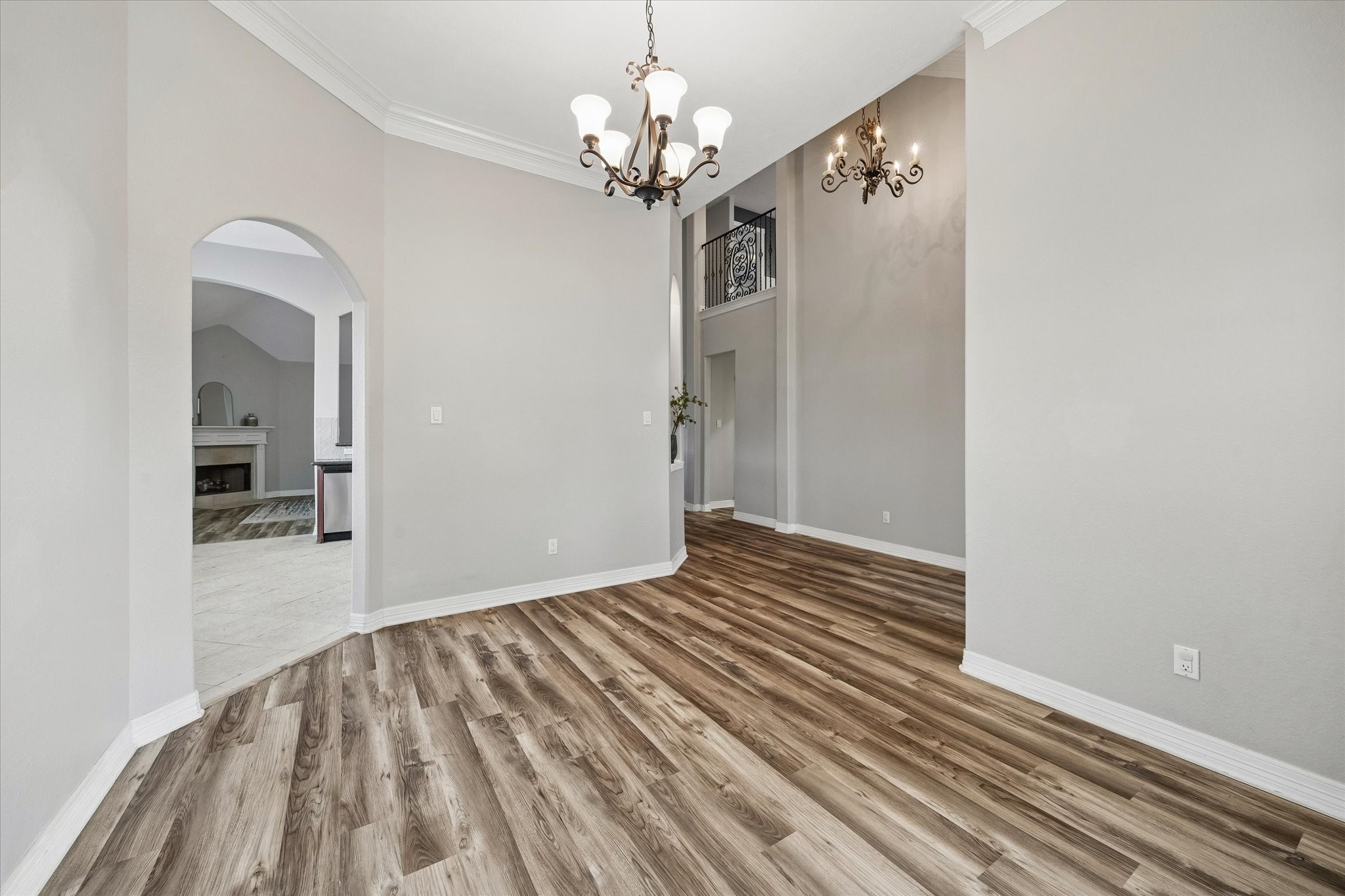 16542 Crossfield Drive - 物件實景
