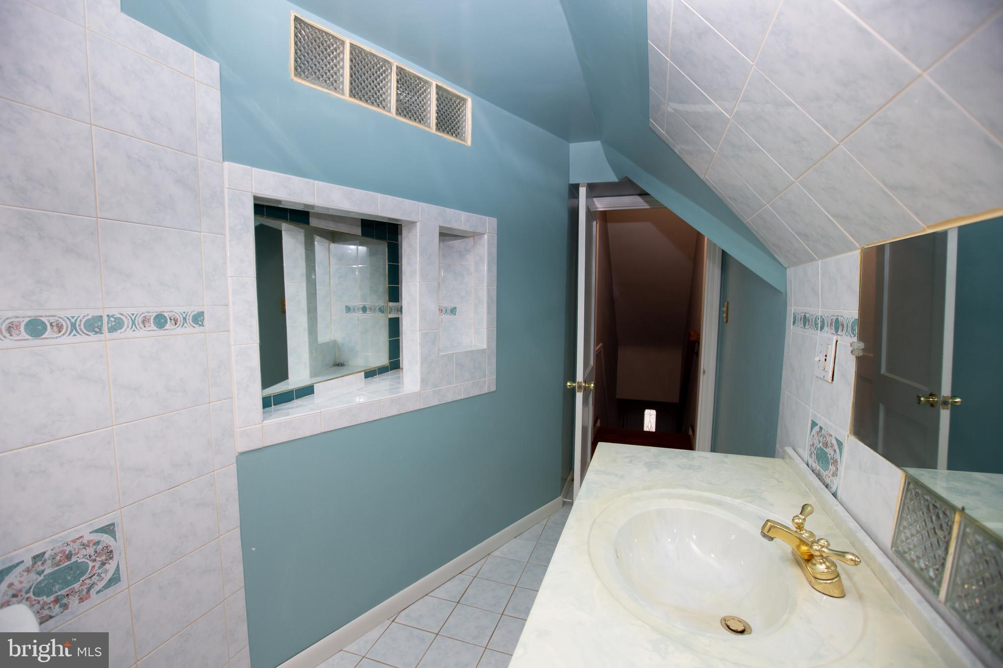 GLENSIDE, Pennsylvania, 19038, United States, 3 Bedrooms Bedrooms, ,3 BathroomsBathrooms,Residential,For Sale,2006101