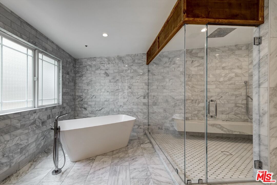 Beverly Hills, California, 90210, United States, 8 Bedrooms Bedrooms, ,3 BathroomsBathrooms,Residential,For Sale,1916732