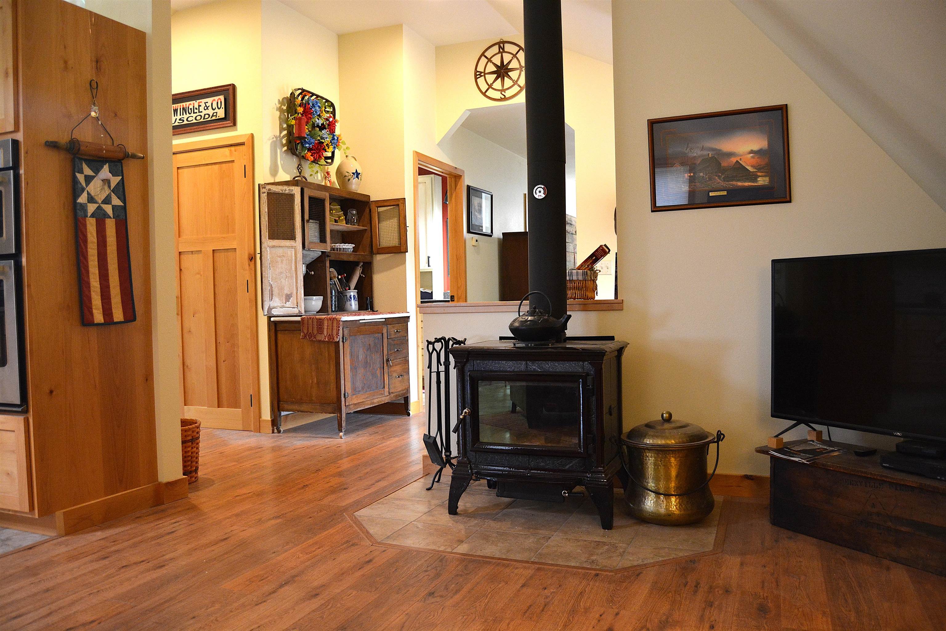 Richland Center, Wisconsin, 53581, United States, 1 Bedroom Bedrooms, ,2 BathroomsBathrooms,Residential,For Sale,2037318