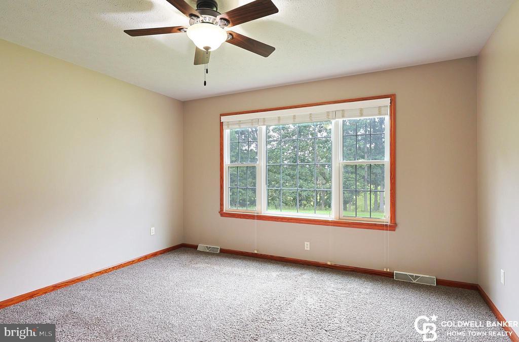 RIDGELEY, West Virginia, 26753, United States, 4 Bedrooms Bedrooms, ,3 BathroomsBathrooms,Residential,For Sale,1940316