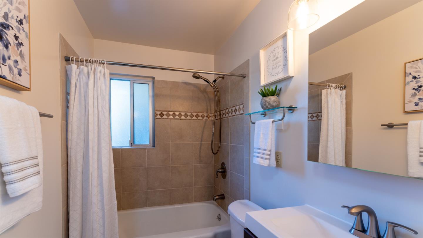 San Mateo, California, 94403, United States, 3 Bedrooms Bedrooms, ,1 BathroomBathrooms,Residential,For Sale,1879079