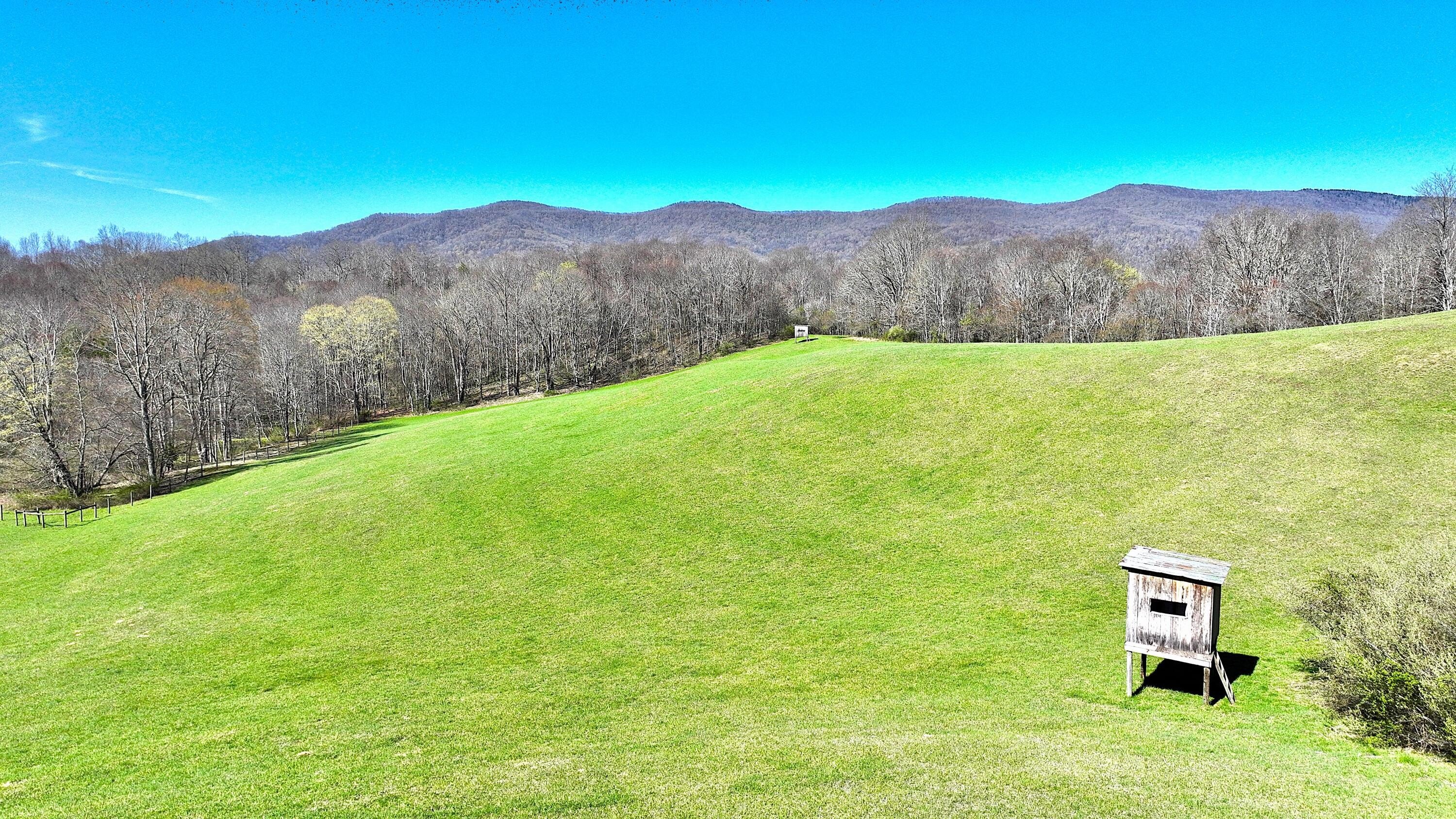 Hillsboro, West Virginia, 24946, United States, 4 Bedrooms Bedrooms, ,3 BathroomsBathrooms,Residential,For Sale,1786403