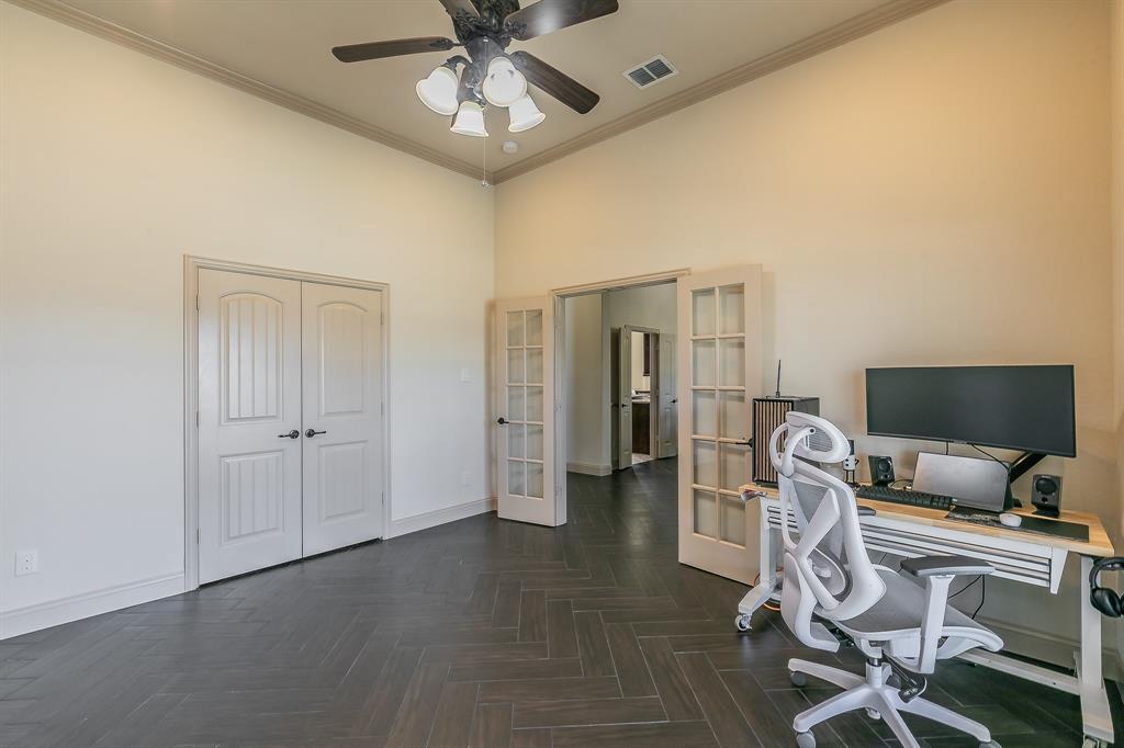 Fort Worth, Texas, 76179, United States, 5 Bedrooms Bedrooms, ,3 BathroomsBathrooms,Residential,For Sale,1915477