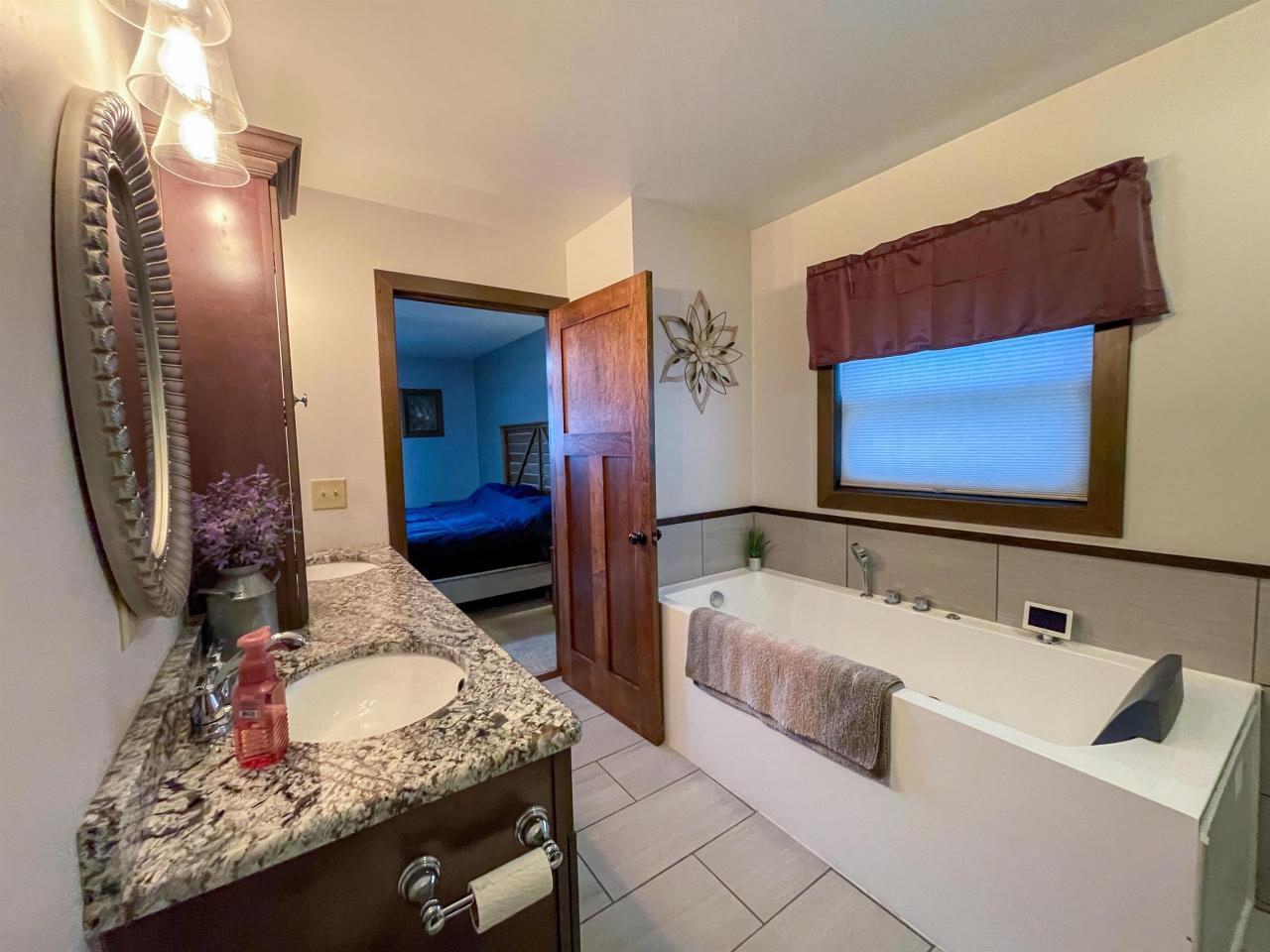 Brussels, Wisconsin, 54204, United States, 4 Bedrooms Bedrooms, ,3 BathroomsBathrooms,Residential,For Sale,1837753