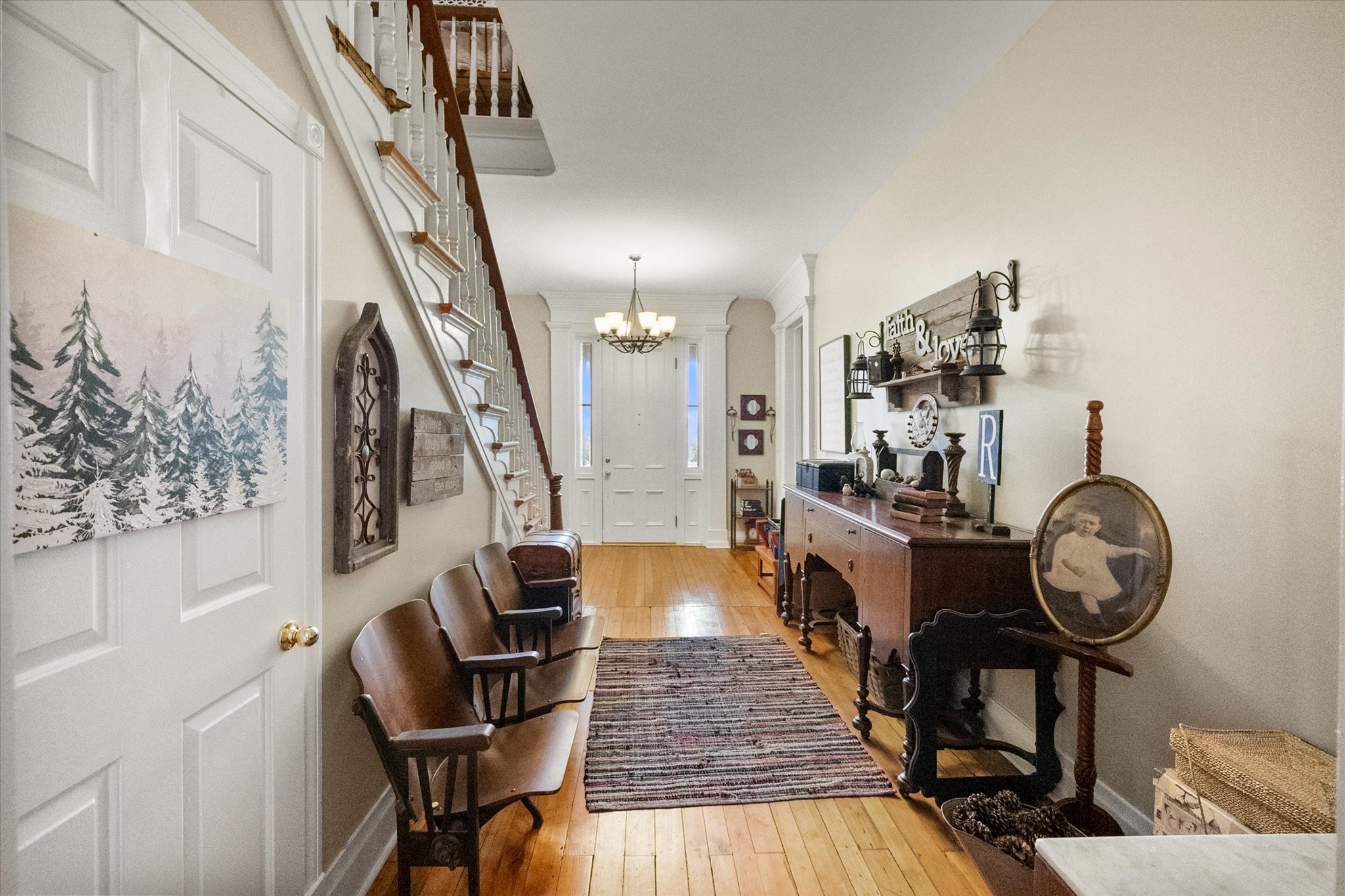 Shelbyville, Kentucky, 40065, United States, 4 Bedrooms Bedrooms, ,3 BathroomsBathrooms,Residential,For Sale,1986481