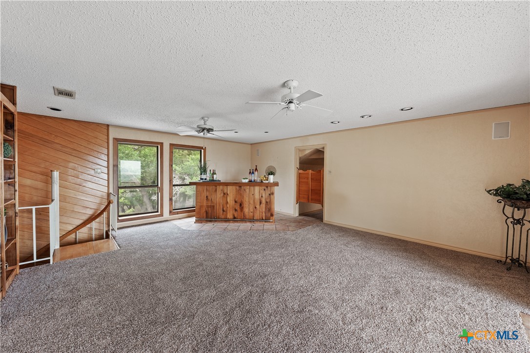 Belton, Texas, 76513, United States, 4 Bedrooms Bedrooms, ,4 BathroomsBathrooms,Residential,For Sale,1989055