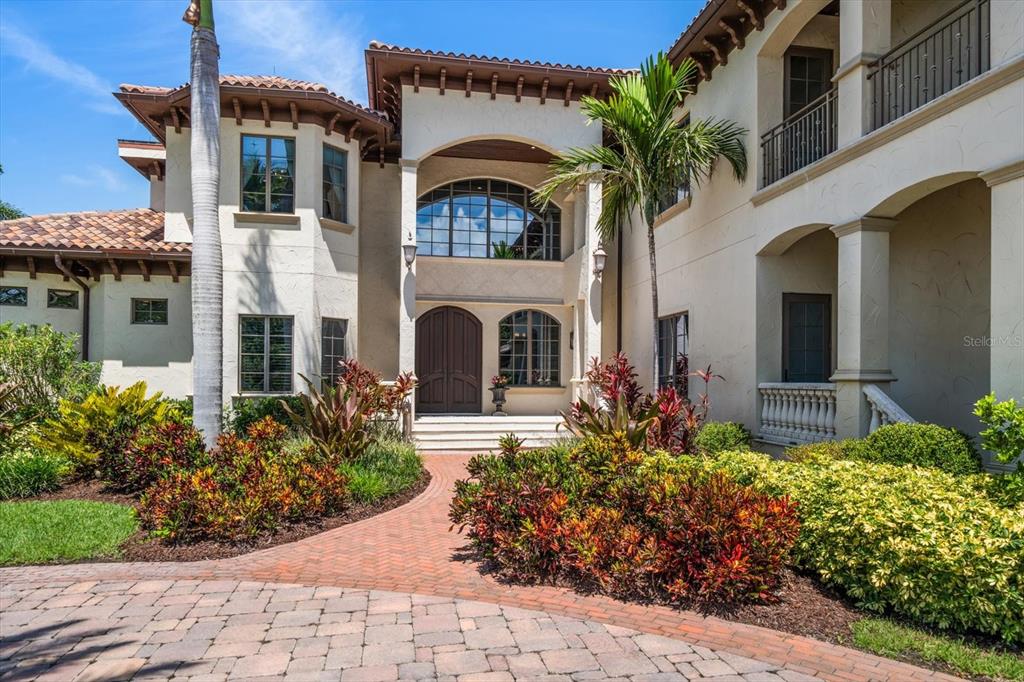 Largo, Florida, 33774, United States, 5 Bedrooms Bedrooms, ,7 BathroomsBathrooms,Residential,For Sale,1876225