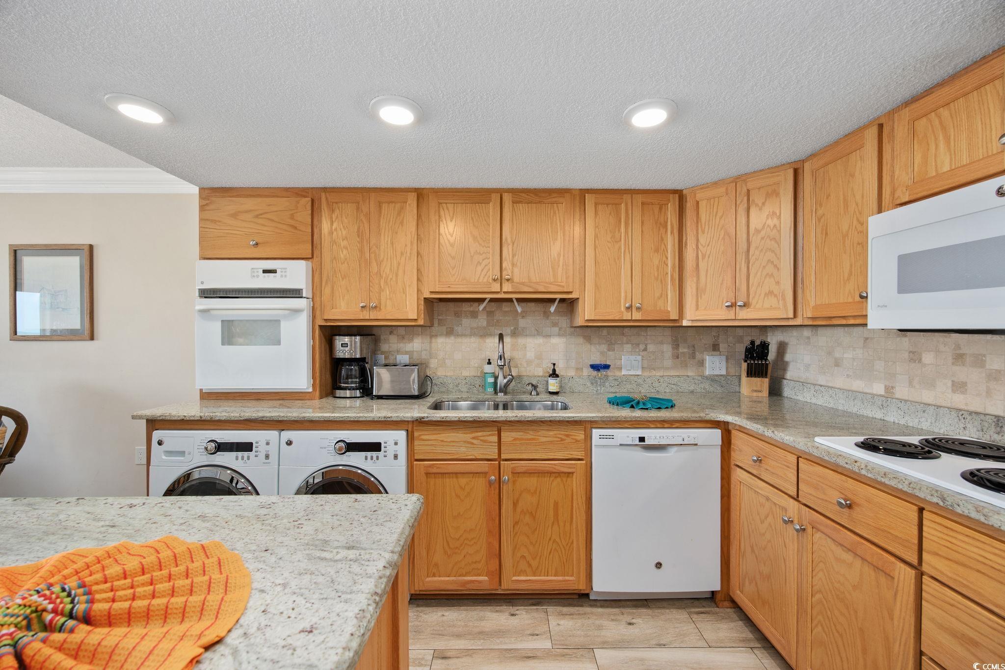 North Myrtle Beach, South Carolina, 29582, United States, 3 Bedrooms Bedrooms, ,2 BathroomsBathrooms,Residential,For Sale,1983393