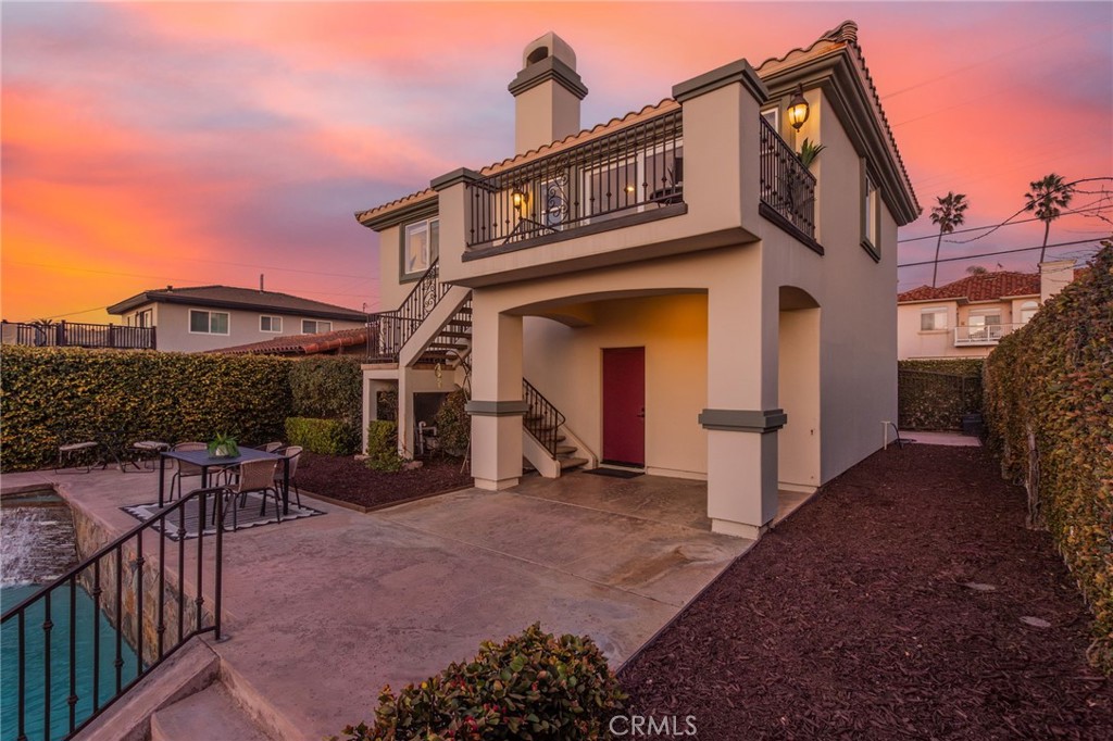 San Diego, California, 92107, United States, 6 Bedrooms Bedrooms, ,5 BathroomsBathrooms,Residential,For Sale,1843009