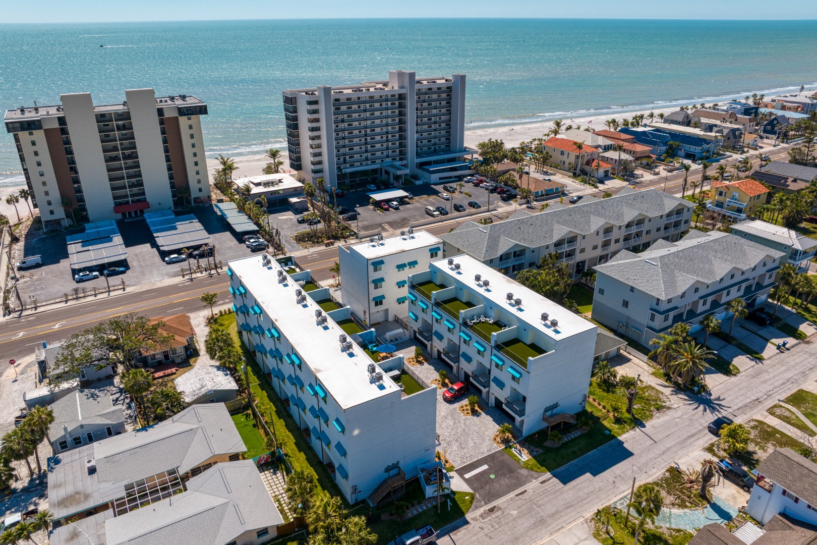 Madeira Beach, Florida, 33708, United States, 5 Bedrooms Bedrooms, ,4 BathroomsBathrooms,Residential,For Sale,1810583
