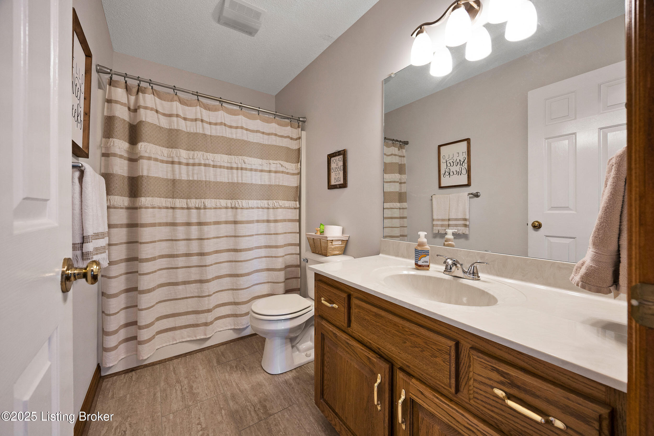 Coxs Creek, Kentucky, 40013, United States, 3 Bedrooms Bedrooms, ,3 BathroomsBathrooms,Residential,For Sale,2000776