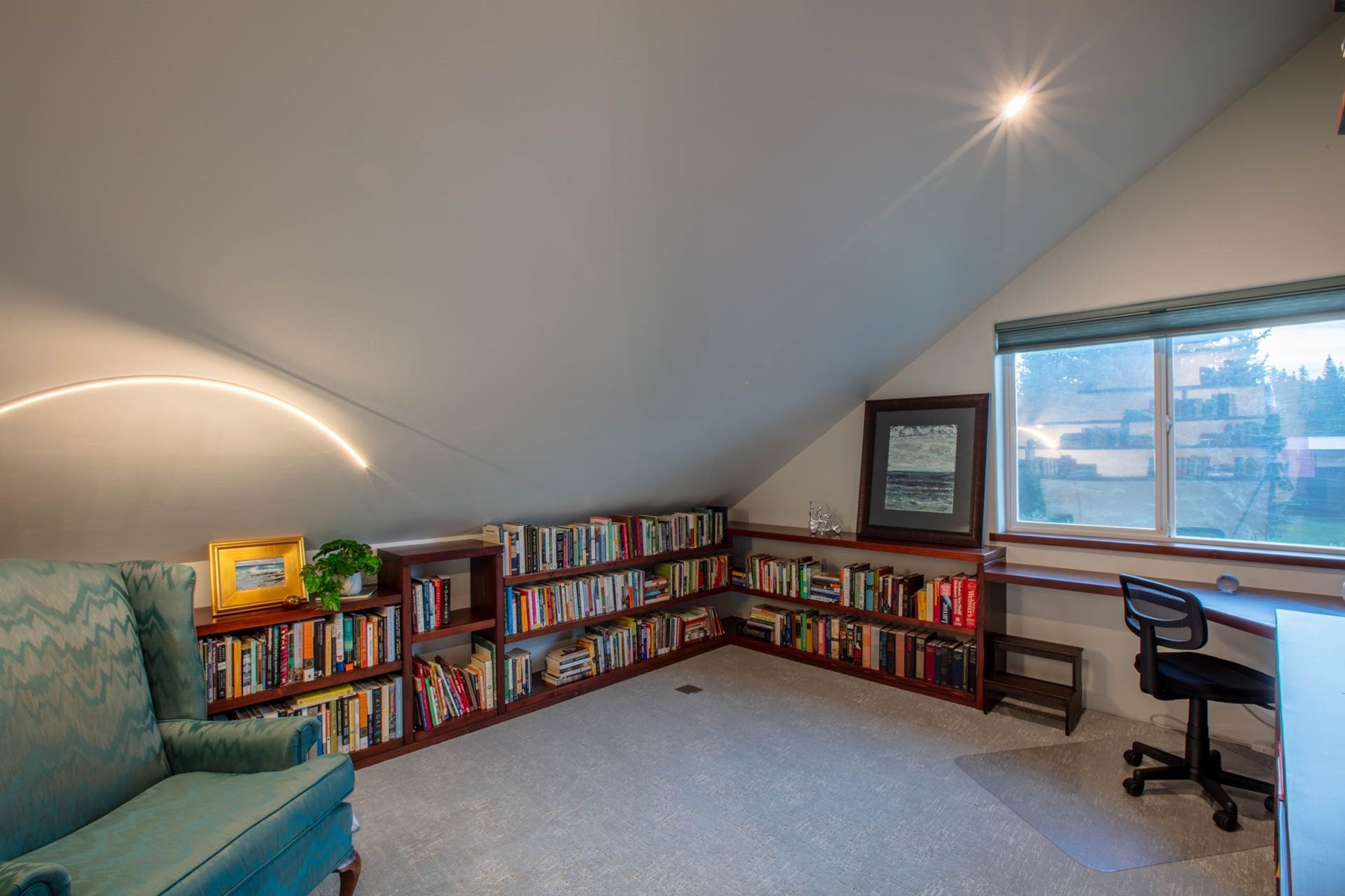  Renovated Waterfront Retreat with Private Dock & Guest Barn - 物件實景