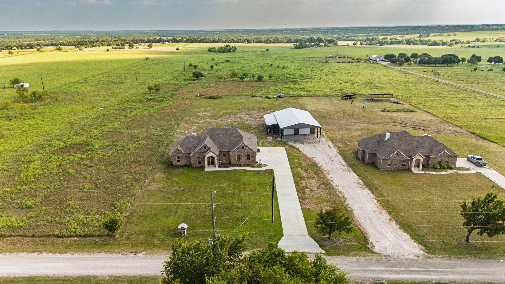 Leonard, Texas, 75452, United States, 4 Bedrooms Bedrooms, ,3 BathroomsBathrooms,Residential,For Sale,1980079
