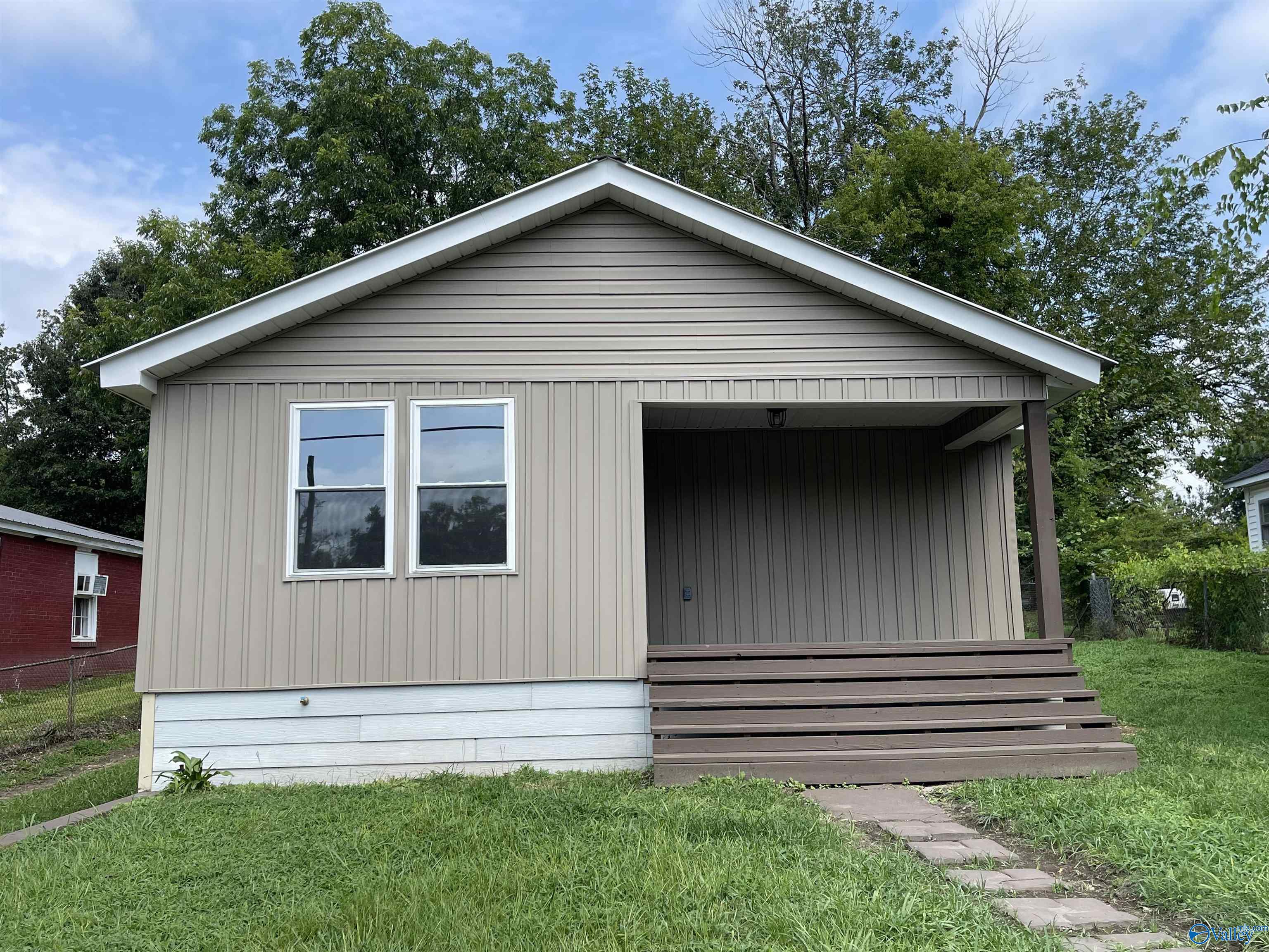 5th St, Attalla, AL 35954