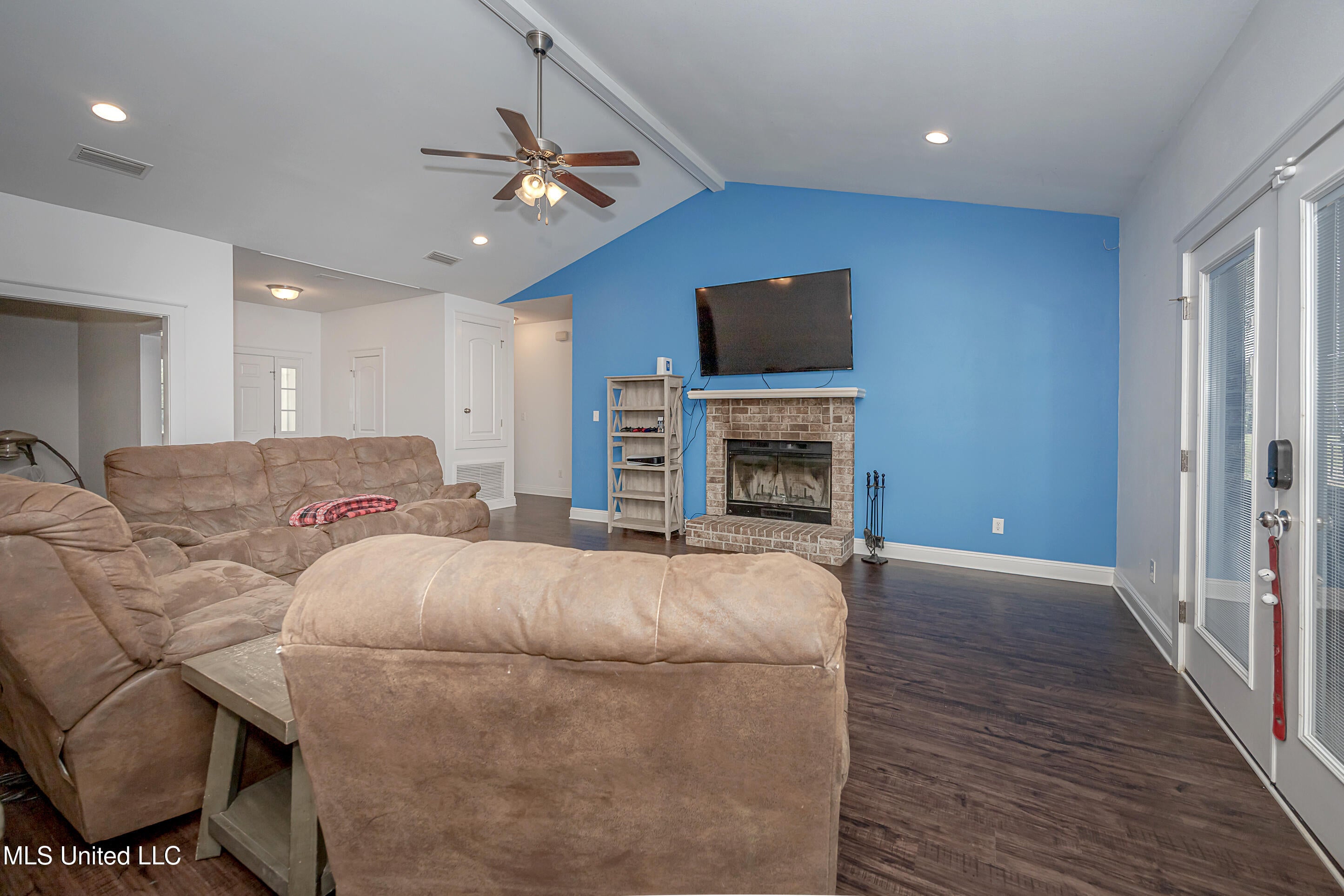 Vancleave, Mississippi, 39565, United States, 4 Bedrooms Bedrooms, ,2 BathroomsBathrooms,Residential,For Sale,1927401