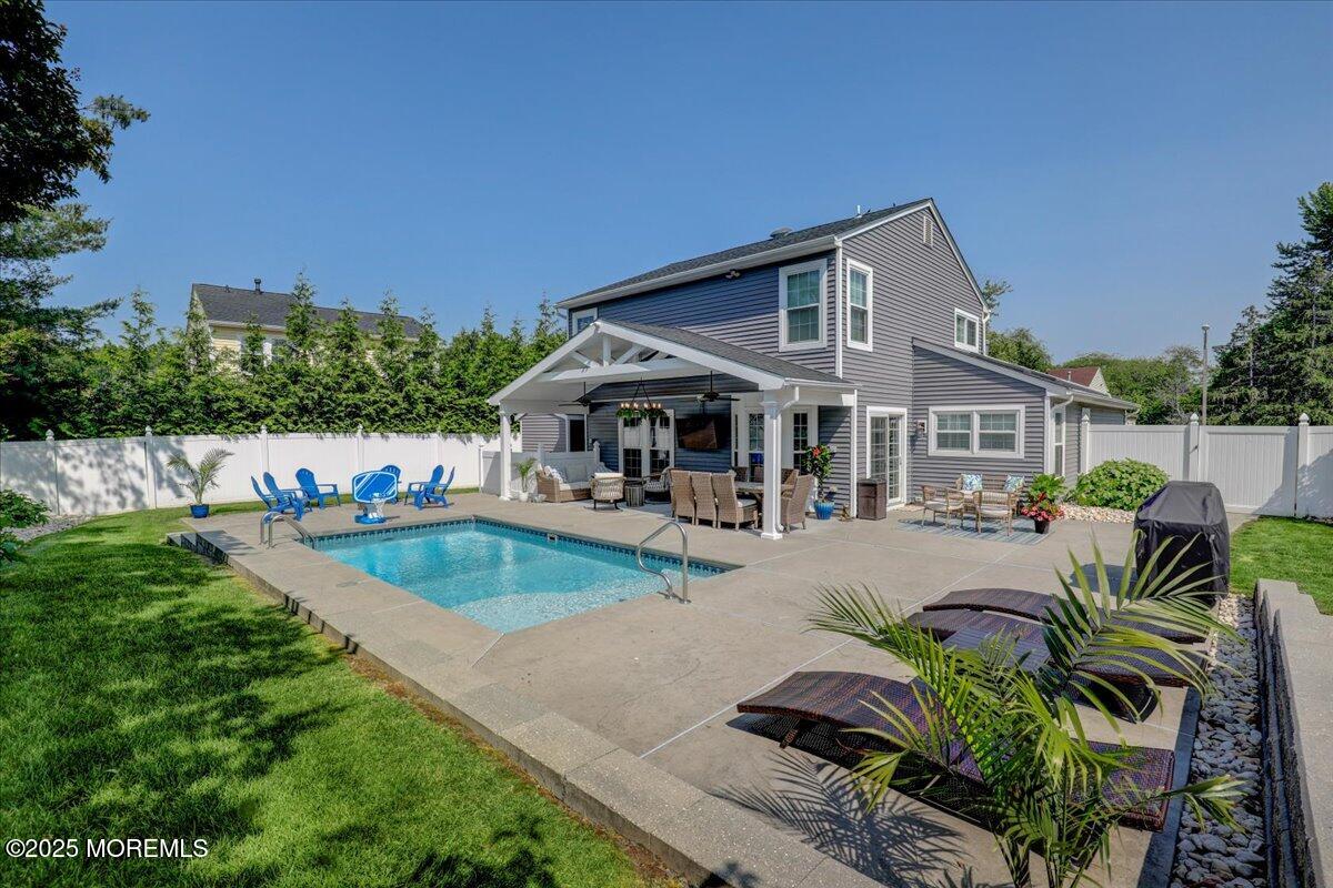 Howell, New Jersey, 07731, United States, 3 Bedrooms Bedrooms, ,3 BathroomsBathrooms,Residential,For Sale,1921705