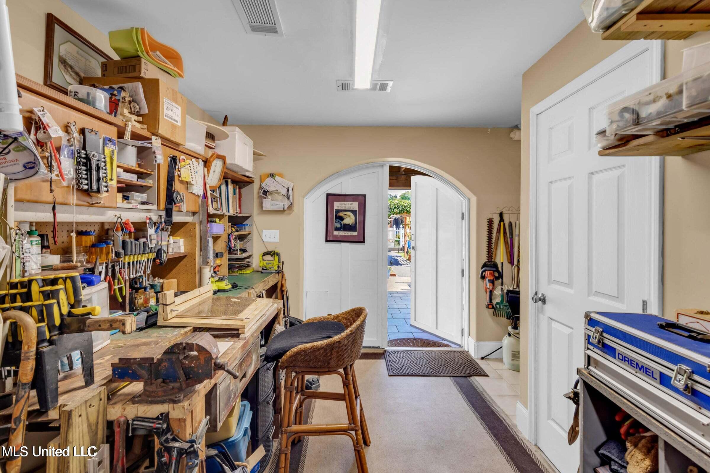 Biloxi, Mississippi, 39530, United States, 3 Bedrooms Bedrooms, ,3 BathroomsBathrooms,Residential,For Sale,1991800