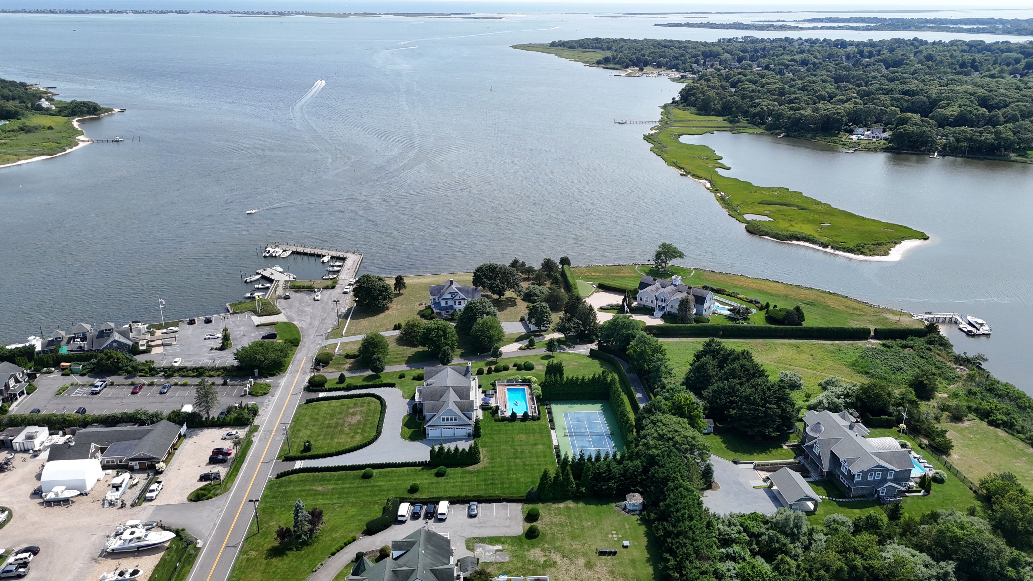  61 S Bay Avenue, Eastport, NY, 11941 - 物件實景