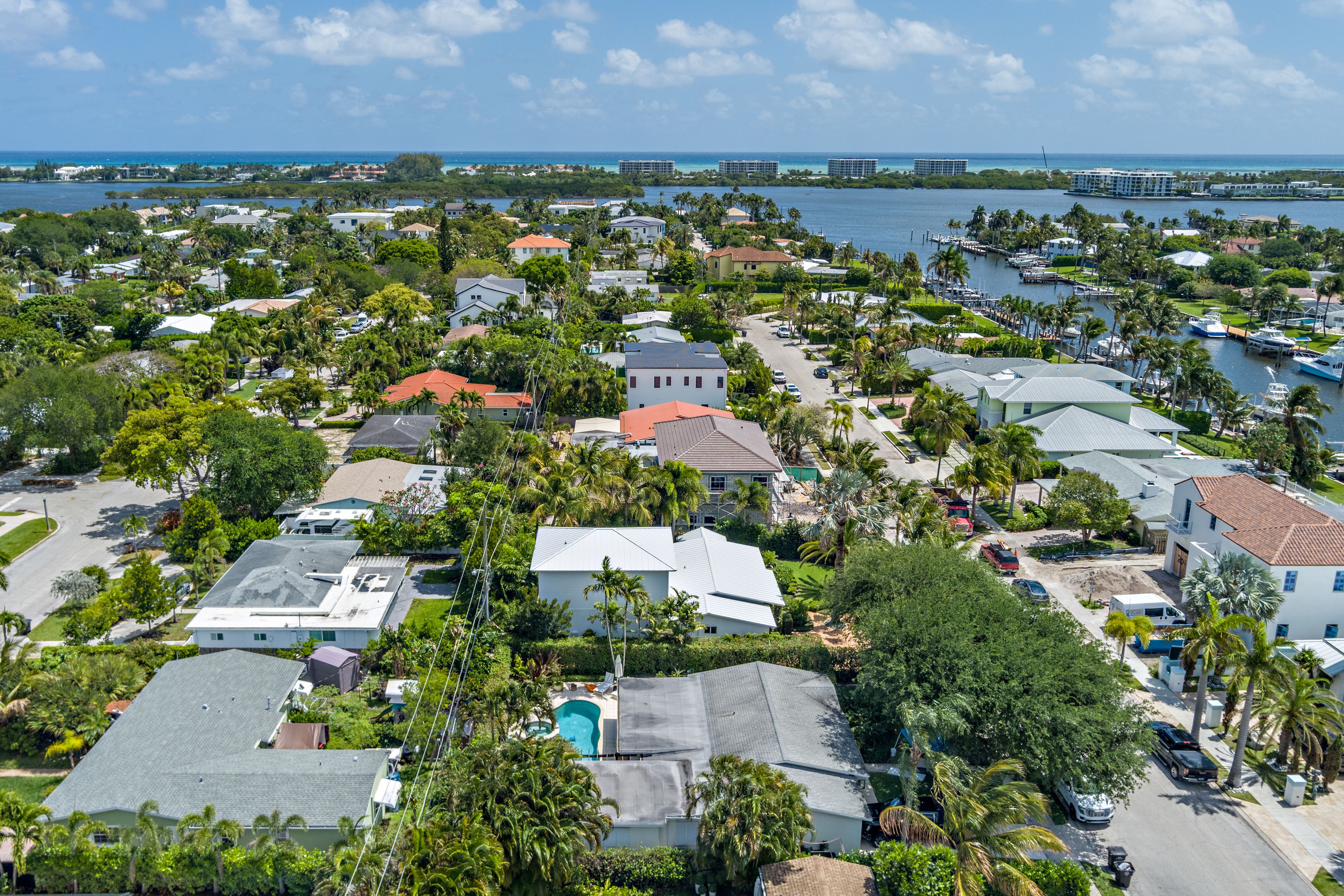  203 Arlington Road - 物件實景