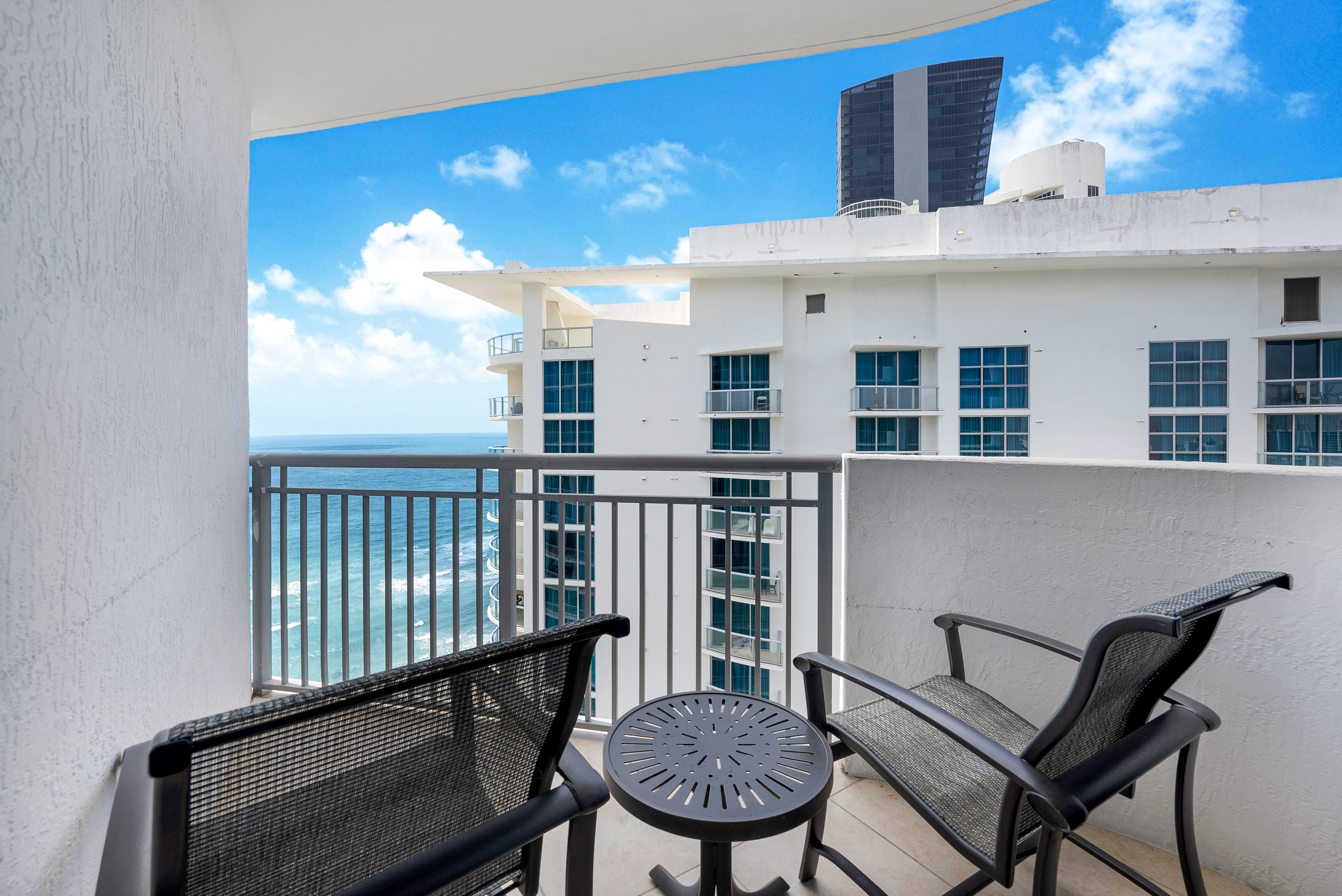  17375 Collins Ave, Sunny Isles Beach, FL, 33160 - 物件實景
