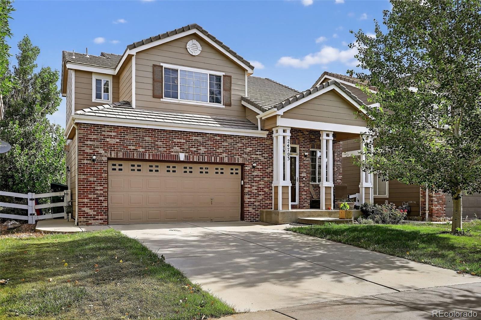 Aurora, Colorado, 80018, United States, 3 Bedrooms Bedrooms, ,3 BathroomsBathrooms,Residential,For Sale,1903575