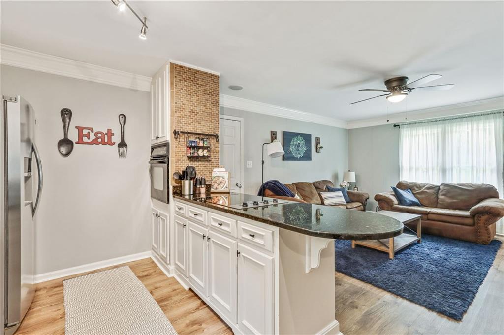 Smyrna, Georgia, 30080, United States, 3 Bedrooms Bedrooms, ,3 BathroomsBathrooms,Residential,For Sale,1983816