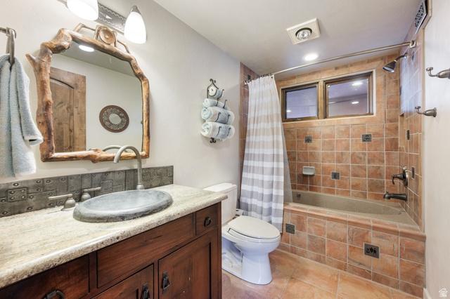 Ivins, Utah, 84738, United States, 3 Bedrooms Bedrooms, ,3 BathroomsBathrooms,Residential,For Sale,2048835