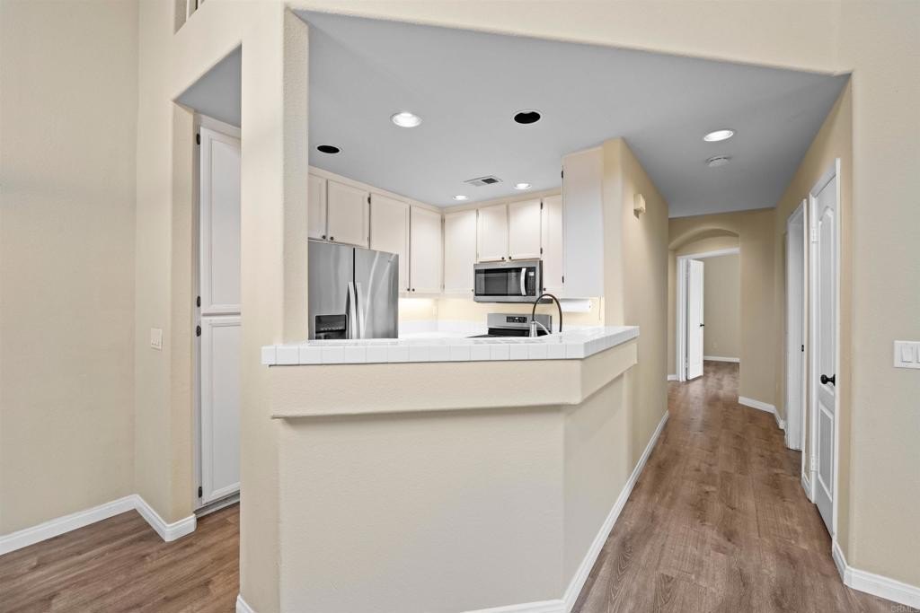 San Diego, California, 92128, United States, 2 Bedrooms Bedrooms, ,2 BathroomsBathrooms,Residential,For Sale,1919776