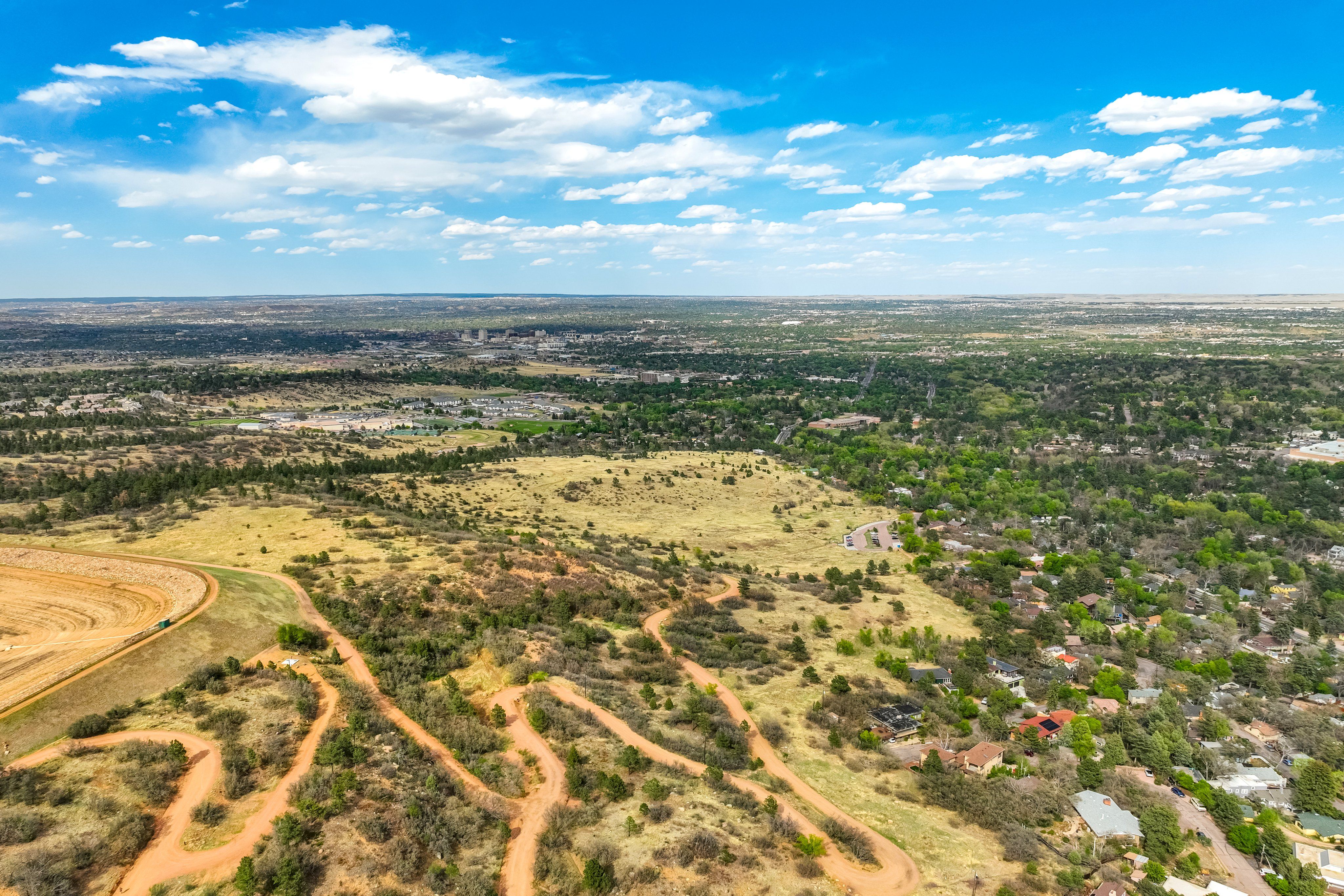  Don Price Mid-Century in Broadmoor Heights: 8 Midland Road - 物件實景