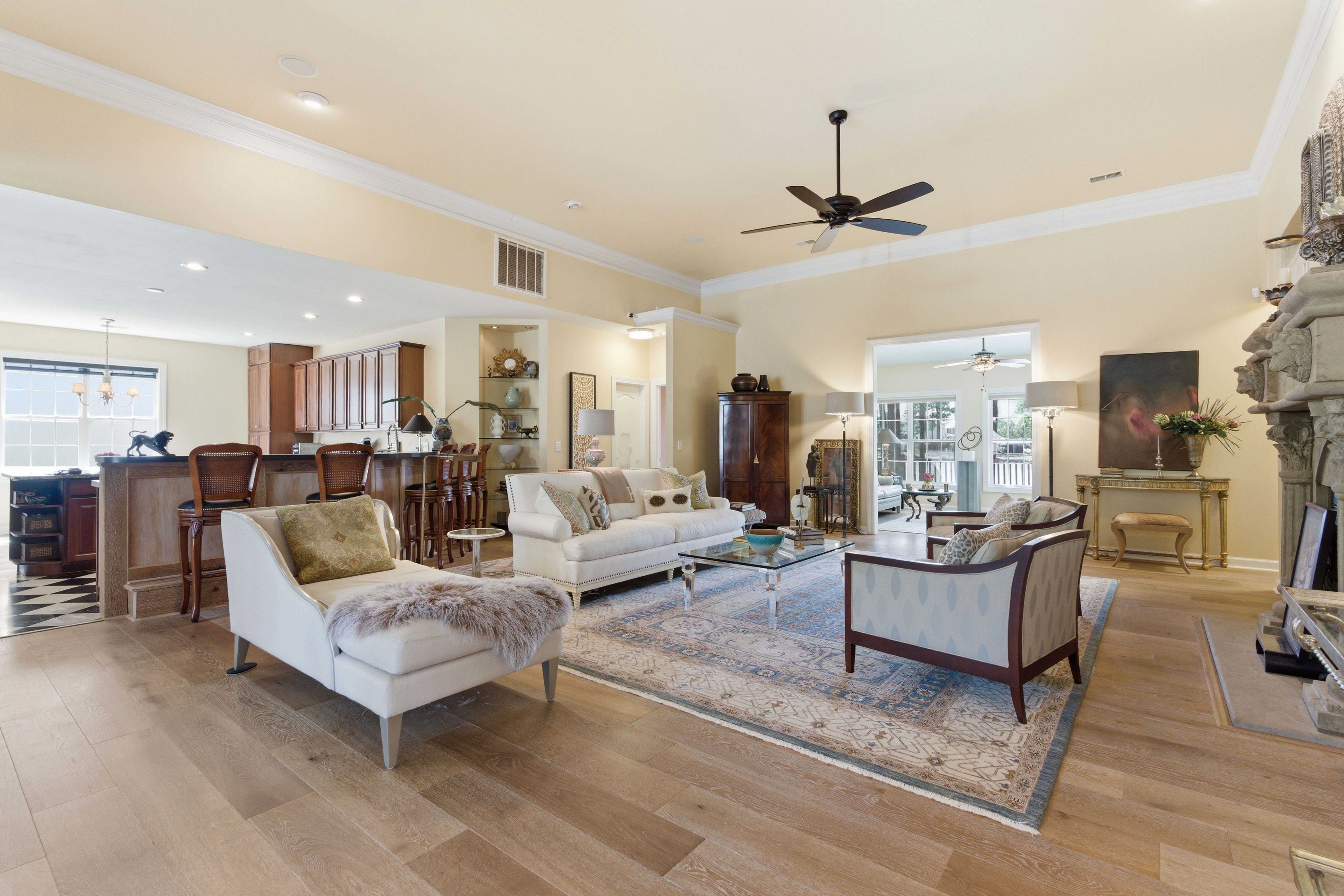  1596 Oakhurst Drive - 物件實景