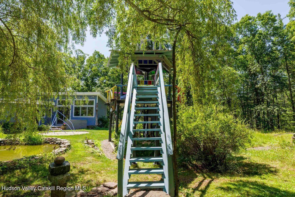 Bearsville, New York, 12409, United States, 3 Bedrooms Bedrooms, ,3 BathroomsBathrooms,Residential,For Sale,1901832