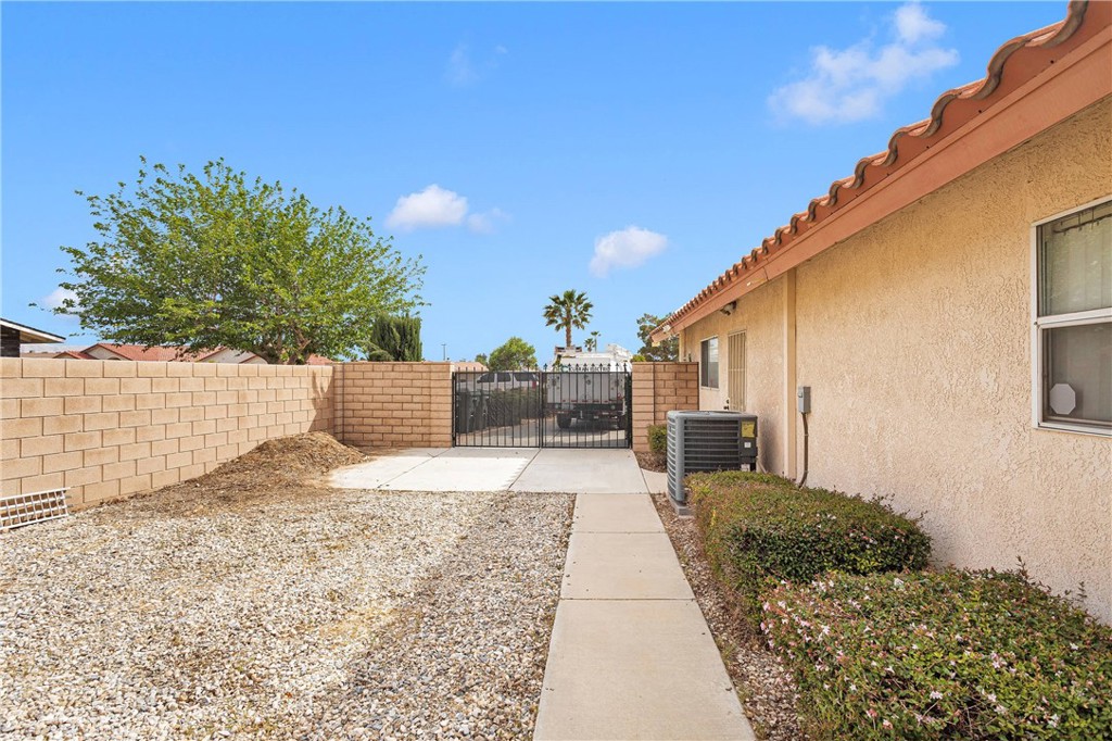 Apple Valley, California, 92307, United States, 4 Bedrooms Bedrooms, ,3 BathroomsBathrooms,Residential,For Sale,1795446