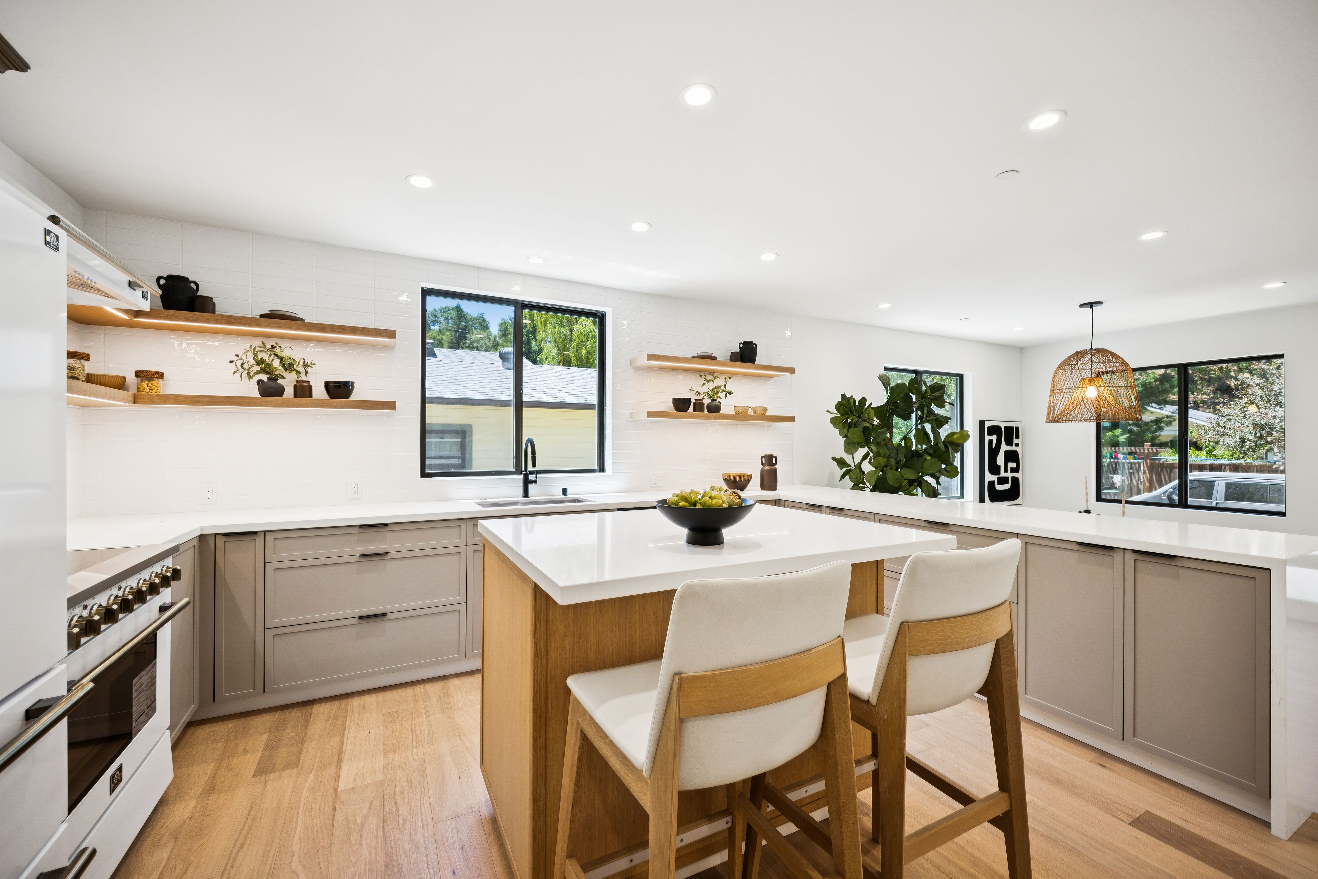  New Construction Meets Fairfax Lifestyle - 物件實景