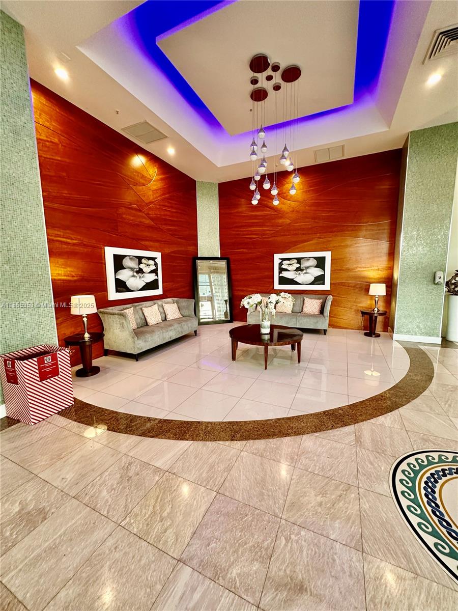 Miami Beach, Florida, 33141, United States, 2 Bedrooms Bedrooms, ,2 BathroomsBathrooms,Residential,For Sale,1911662