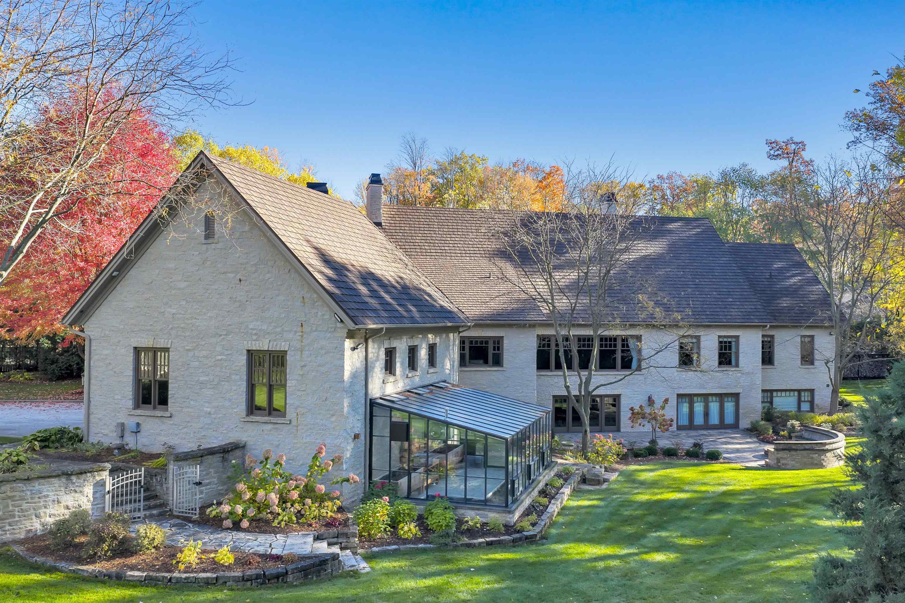 HOBART, Wisconsin, 54155, United States, 4 Bedrooms Bedrooms, ,7 BathroomsBathrooms,Residential,For Sale,1991559