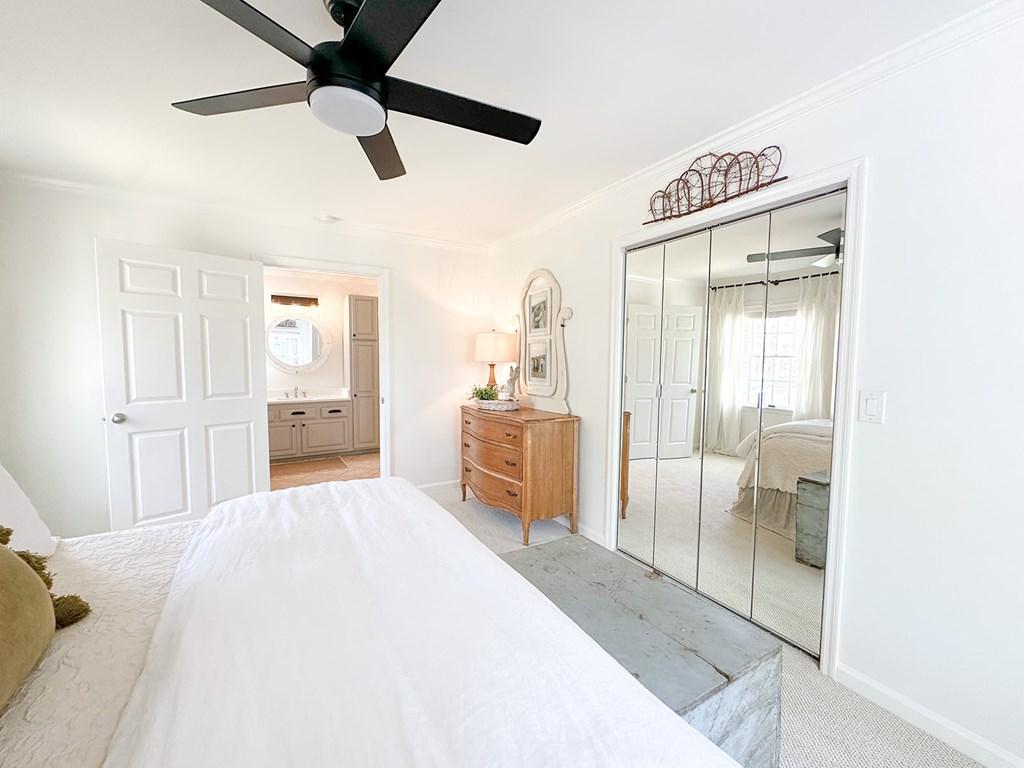Calhoun, Georgia, 30701, United States, 4 Bedrooms Bedrooms, ,3 BathroomsBathrooms,Residential,For Sale,1762093