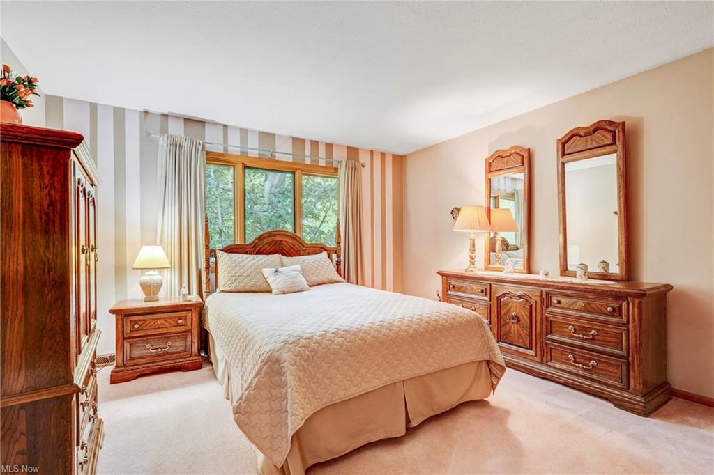 Brecksville, Ohio, 44141, United States, 4 Bedrooms Bedrooms, ,4 BathroomsBathrooms,Residential,For Sale,1895104