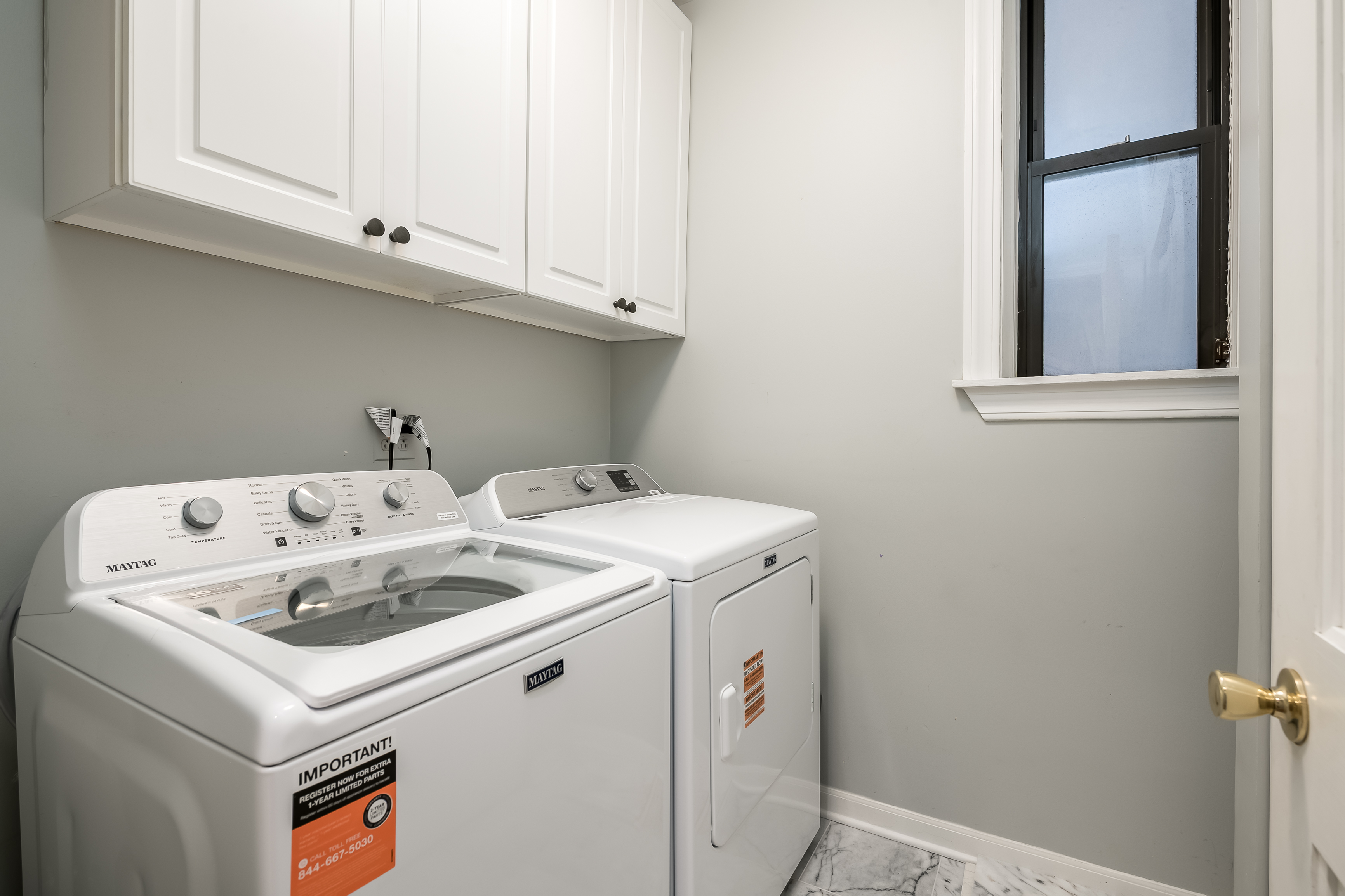  Beautiful Duplex Down, Three Bedroom Condo in a Historic East Lakeview Greystone - 物件實景