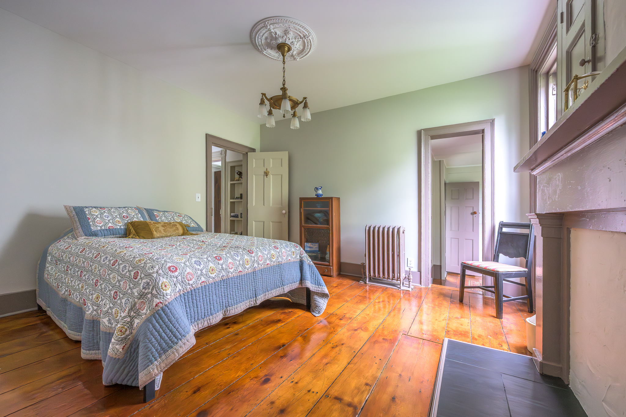 24 Albany Avenue, Kinderhook, NY 12106 - 物件實景