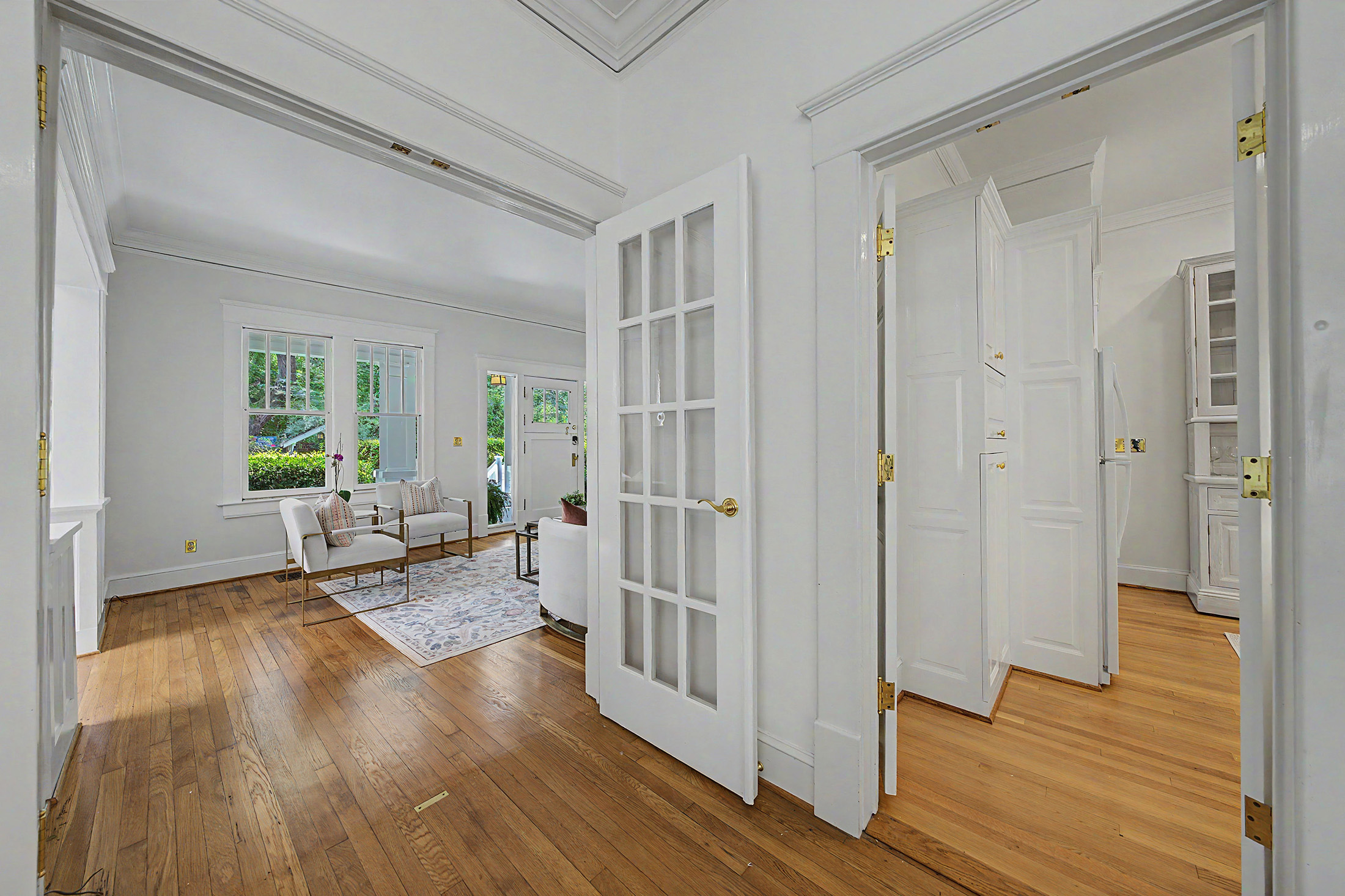  Enchanting 1920s Craftsman in an Ideal Virginia Highlands Location - 物件實景