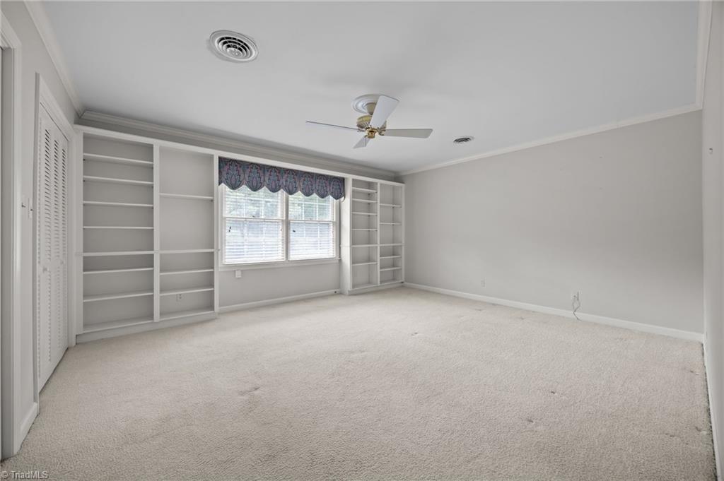 High Point, North Carolina, 27262, United States, 5 Bedrooms Bedrooms, ,4 BathroomsBathrooms,Residential,For Sale,1925566