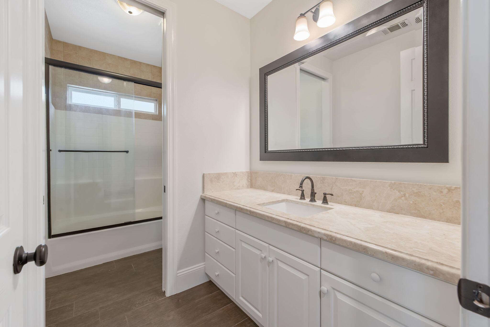 Visalia, California, 93277, United States, 3 Bedrooms Bedrooms, ,2 BathroomsBathrooms,Residential,For Sale,2048559