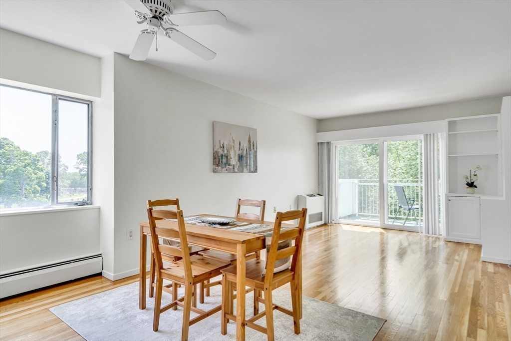 Watertown, Massachusetts, 02472, United States, 2 Bedrooms Bedrooms, ,1 BathroomBathrooms,Residential,For Sale,1865880