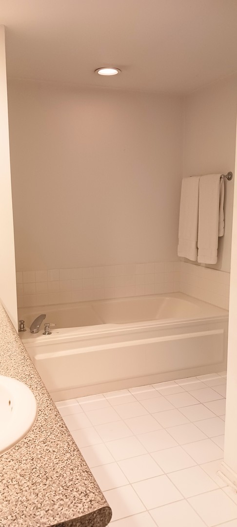 Chicago, Illinois, 60615, United States, 3 Bedrooms Bedrooms, ,3 BathroomsBathrooms,Residential,For Sale,2034443