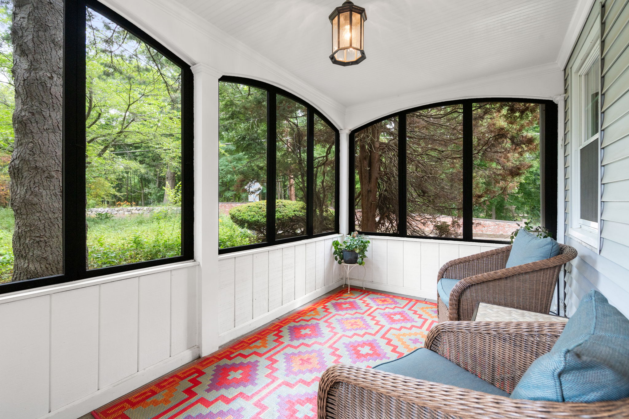  94 Grove Street, Medford, MA, 02155 - 物件實景