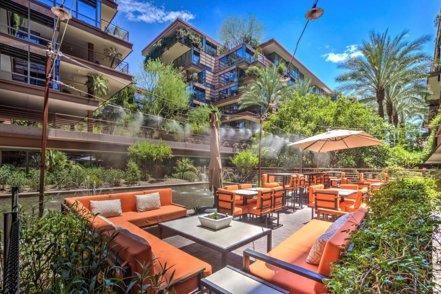  7167 E Rancho Vista Drive  Scottsdale, AZ - 物件實景