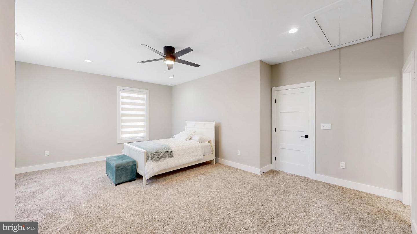 LEWES, Delaware, 19958, United States, 5 Bedrooms Bedrooms, ,7 BathroomsBathrooms,Residential,For Sale,1989878